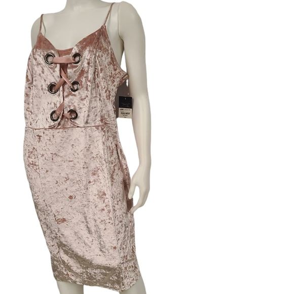 New with tags Pink Crushed Velvet Lace Front Dress size XXL - Picture 7 of 11